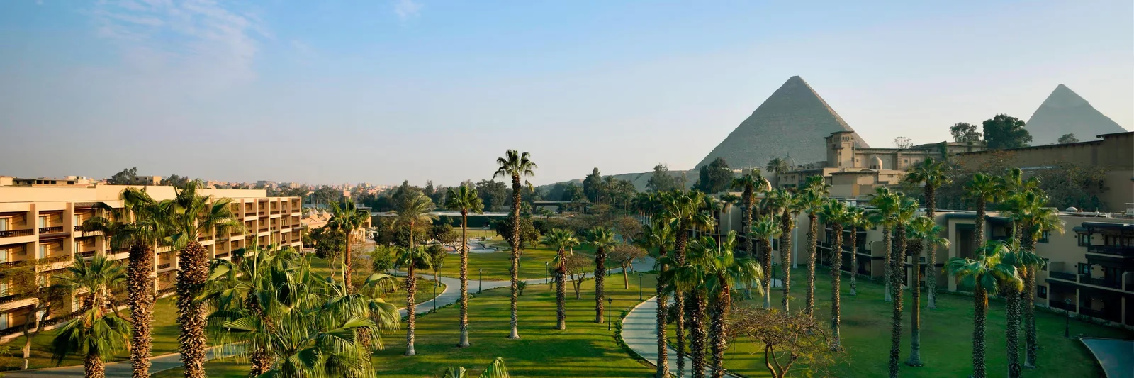 Marriott Mena House — Marriott Mena House grounds with the Pyramids of Giza beyond