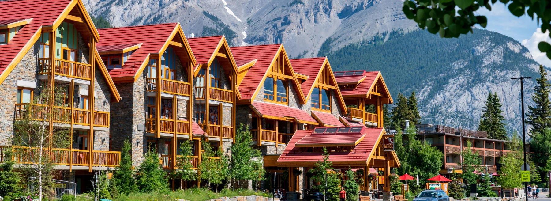 Moose Hotel and Suites